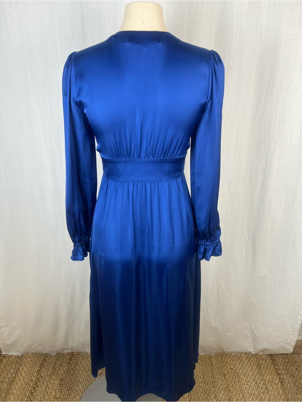 💙Wilfred Royal Blue Satin Long Sleeve Button-Front Midi Dress XS 💙 - Picture 3 of 9